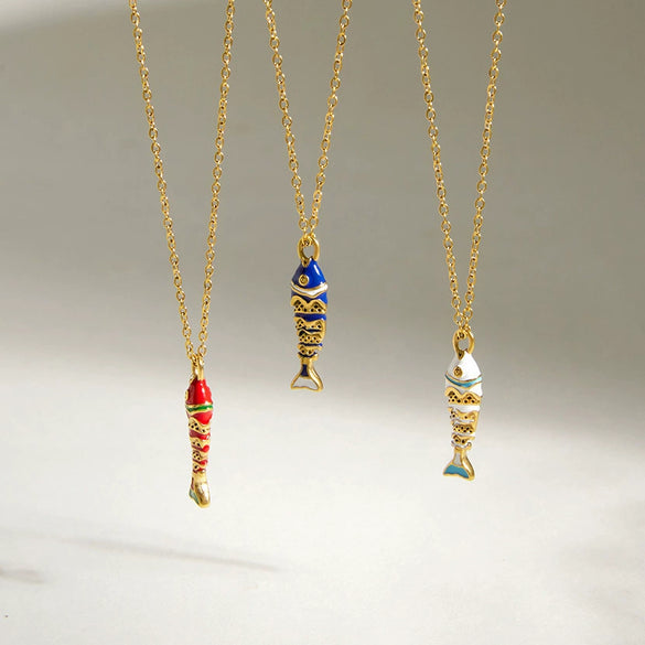 Wholesale Women's Geometric Animal Style Stainless Steel Oildrip Fish Pendant Necklace With Vacuum Real Gold Plating
