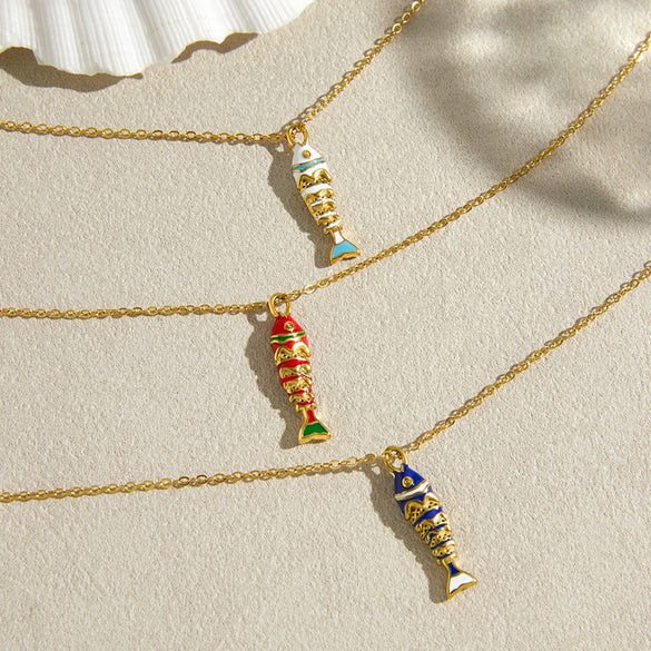 Wholesale Women's Geometric Animal Style Stainless Steel Oildrip Fish Pendant Necklace With Vacuum Real Gold Plating