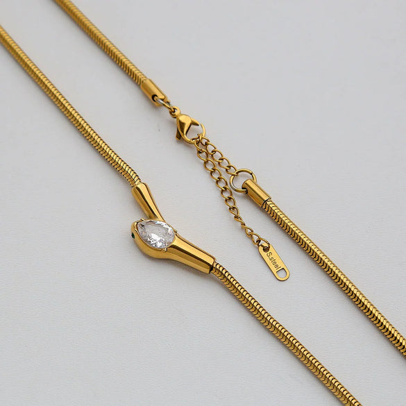 Wholesale Women's Geometric Beaded Fanshaped Turquoise Titanium Steel Goldplated Pendant Necklace
