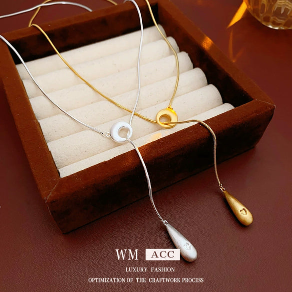 Wholesale Women's Geometric Copper Alloy Electroplated Brushed Water Drop Pendant Clavicle Necklace