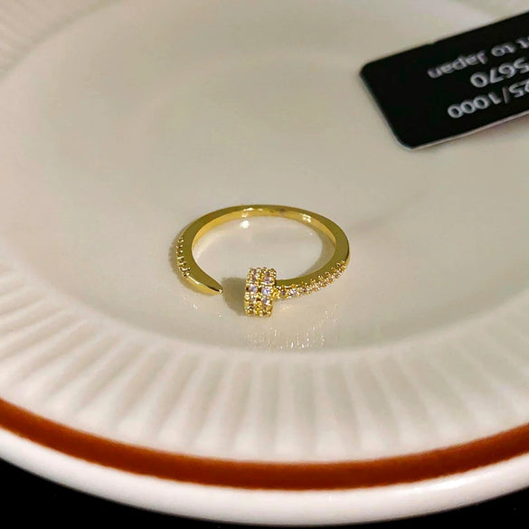 Wholesale Women's Geometric Copper Light Luxury Ring With Real Gold Electroplated