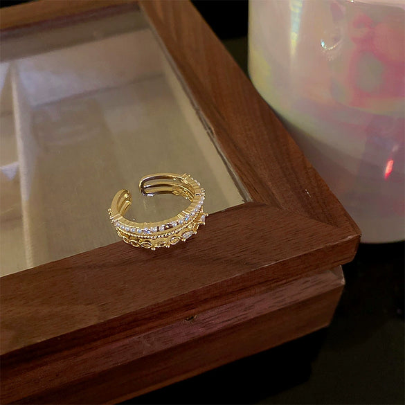 Wholesale Women's Geometric Copper Light Luxury Ring With Real Gold Electroplated