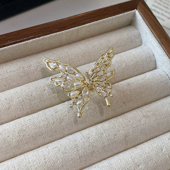 Wholesale Women's Geometric Copper Light Luxury Ring With Real Gold Electroplated