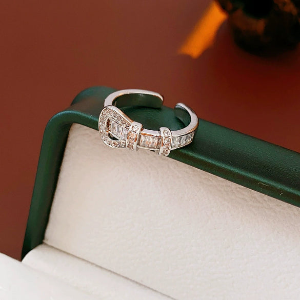 Wholesale Women's Geometric Copper Light Luxury Ring With Real Gold Electroplated