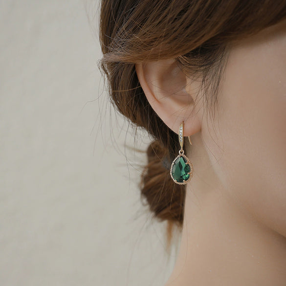 Wholesale Women's Geometric Crystal Glass Gold Plated Electroplated Retro Earrings