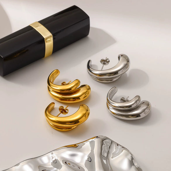 Wholesale Women's Geometric Cshaped Stainless Steel Earrings With Pvd Furnace Vacuum Real Gold Plating