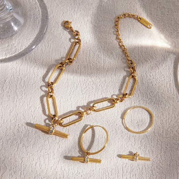 Wholesale Women's Geometric Electroplated Jewelry Set With Titanium Steel Pendant And Stainless Steel Accessories