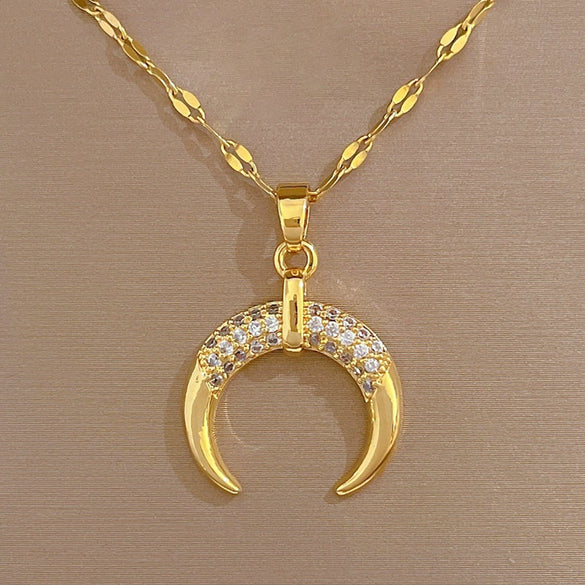 Wholesale Women's Geometric Electroplated Stainless Steel And Copper Crescent Necklace