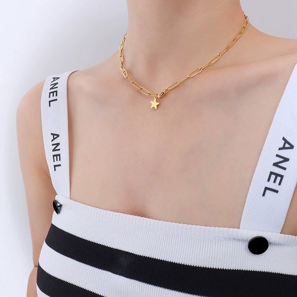 Wholesale Women's Geometric Fivepointed Star Titanium Steel 18 Gold Plated Necklace Jewelry