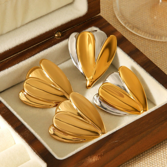 Wholesale Women's Geometric Flower Stainless Steel Electroplated Earrings