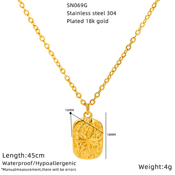 Wholesale Women's Geometric Heart And Flower Pattern Electroplated Titanium Steel Cross Chain Necklace