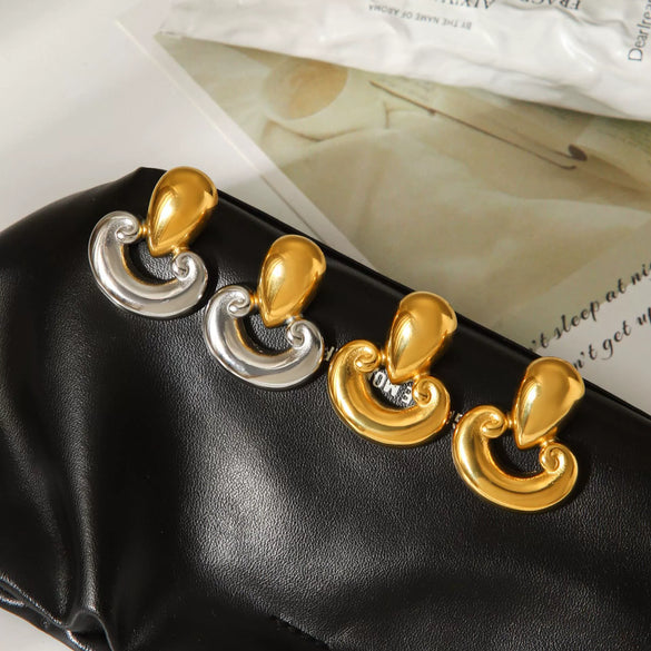 Wholesale Women's Geometric Heart Electroplated Stainless Steel Earrings