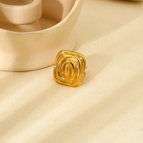 Wholesale Women's Geometric Heart Flower Rhombus Animal Zodiac Stainless Steel 18K Gold Plated Ring Jewelry