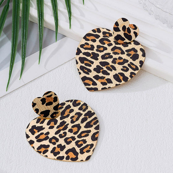 Wholesale Women's Geometric Heartshaped Leopard Print Alloy Electroplated Earrings