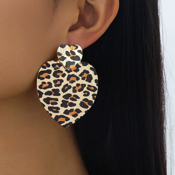 Wholesale Women's Geometric Heartshaped Leopard Print Alloy Electroplated Earrings