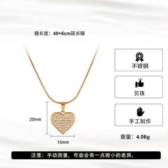 Wholesale Women's Geometric Heartshaped Stainless Steel Shell Pearl Titanium Steel Electroplated Calendering Chain Necklace