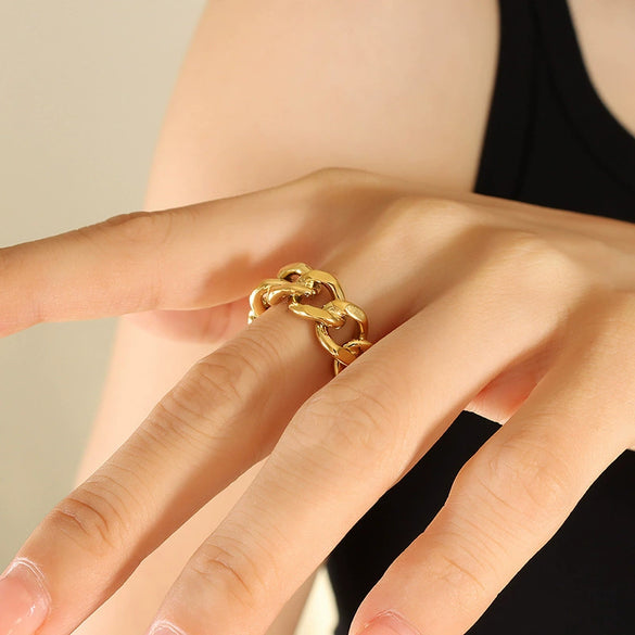 Wholesale Women's Geometric Hollow Twist Opening Electroplated Titanium Steel Ring