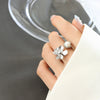 Wholesale Women's Geometric Inlaid Rubber Beads Electroplated Brass Ring With Retro Flower Design