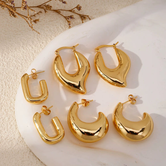 Wholesale Women's Geometric Irregular Copper Electroplated Fashion Commuter Earrings