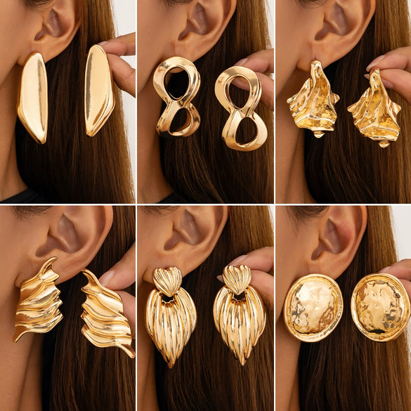 Wholesale Women's Geometric Irregular Pleated Zinc Alloy Earrings With Electroplating Treatment