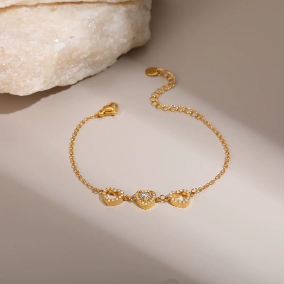 Wholesale Women's Geometric Loveshaped 18K Stainless Steel Diamondencrusted Electroplated Bracelet