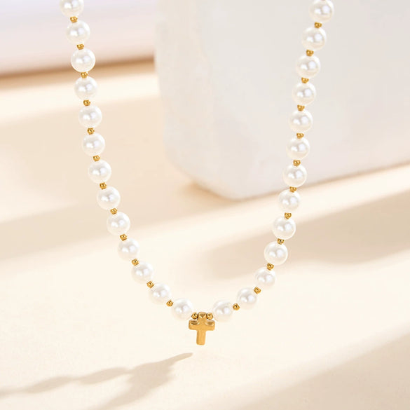 Wholesale Women's Geometric Pearl Choker Necklace With Electroplated Calendering Chain