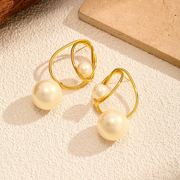 Wholesale Women's Geometric Pearl Hoop Earrings With Vacuum Real Gold Plating In Pvd Furnace