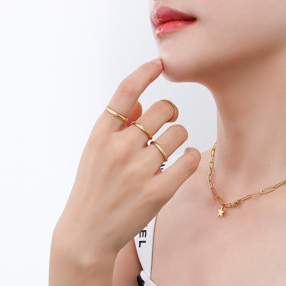 Wholesale Women's Geometric Plain Titanium Steel Electroplated Rose Gold Tail Ring