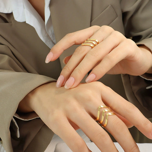 Wholesale Women's Geometric Pointed Hollow 316L Stainless Steel Ring Gold Plated