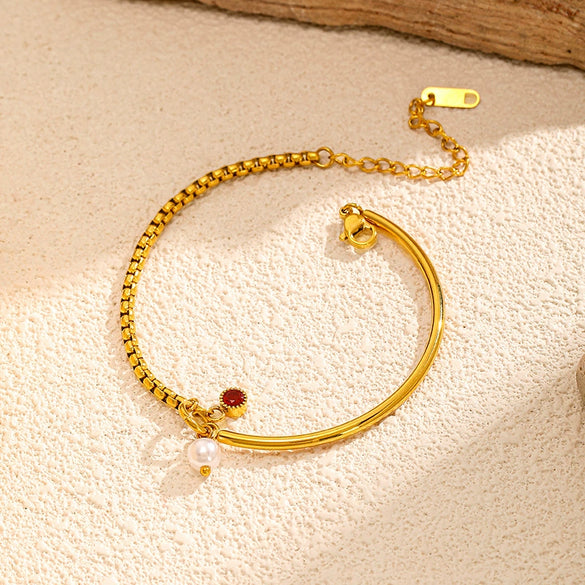 Wholesale Women's Geometric Real Gold Plated Stainless Steel Bracelet Light Luxury High End Niche Jewelry