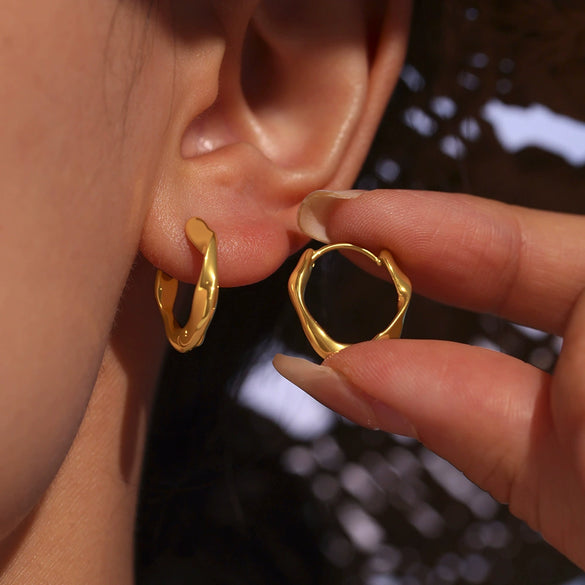 Wholesale Women's Geometric Retro Cool Style Electroplated Stainless Steel Ferris Wheel Twist Earrings