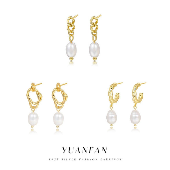 Wholesale Women's Geometric S925 Silver Natural Pearl Stud Earrings With Electroplating