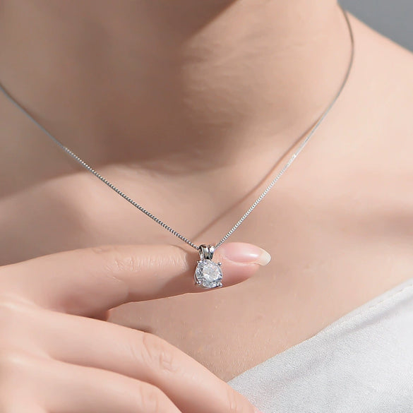 Wholesale Women's Geometric S925 Sterling Silver Electroplated Fourclaw Zircon Pendant Necklace