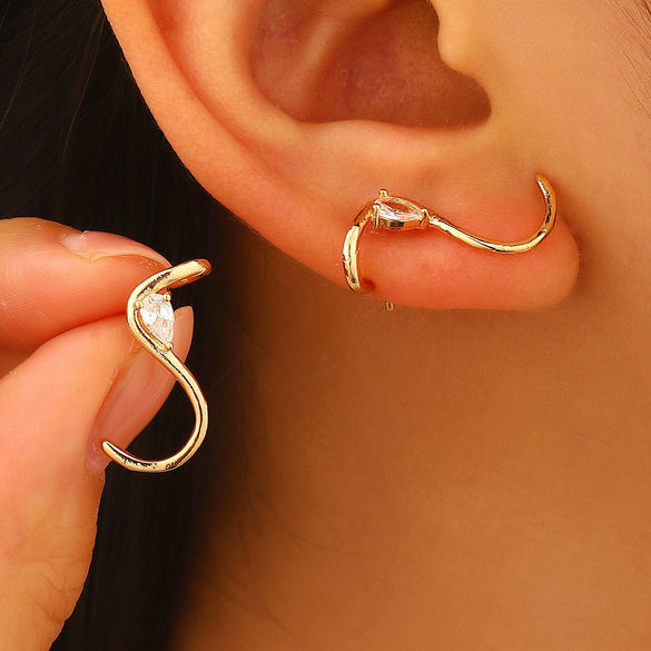 Wholesale Women's Geometric Shaped Copper Electroplated Diamondstudded Sshaped Earrings