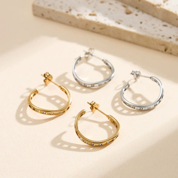 Wholesale Women's Geometric 925 Silver And 304 Stainless Steel Electroplated Earrings With Unique Halfcircle Design