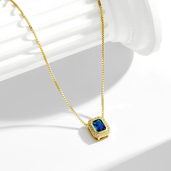 Wholesale Women's Geometric Silver Blue Zircon Square Pendant Necklace With Diamond Design And Cross Chain