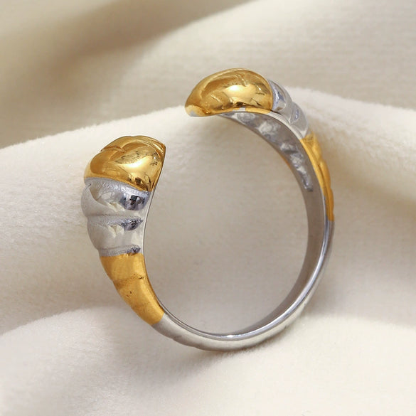 Wholesale Women's Geometric Snake Head Ring Stainless Steel 18K Gold Plated Hand Jewelry