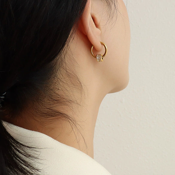 Wholesale Women's Geometric Square Diamond Titanium Steel Electroplated Jewelry Set Of Earrings And Necklace