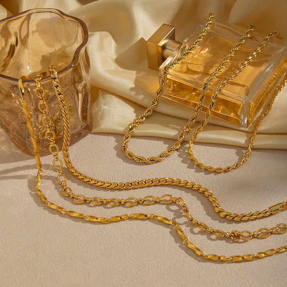 Wholesale Women's Geometric Stacked Chain Necklace Handmade Stainless Steel With 18K Real Gold Pvd Furnace Vacuum Plating