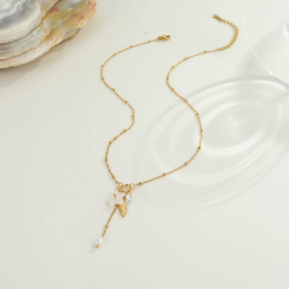 Wholesale Women's Geometric Stainless Steel And 18K Electroplated Necklace For Light Luxury Niche Jewelry
