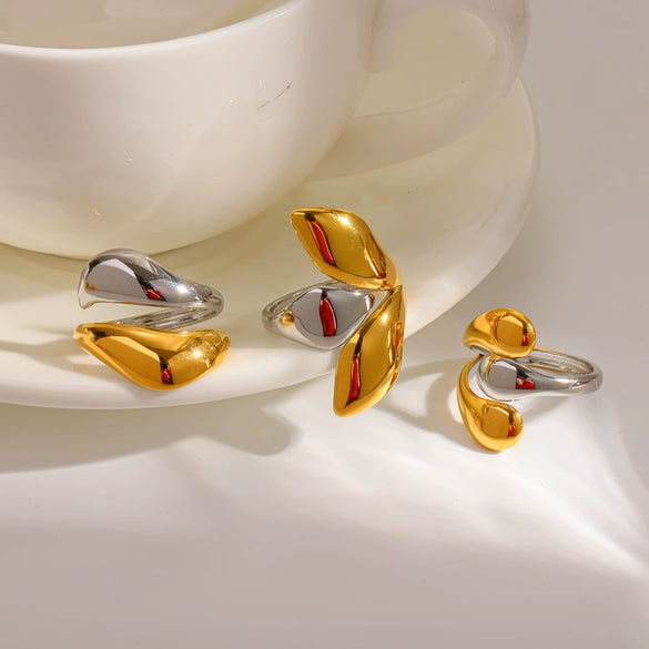 Wholesale Women's Geometric Stainless Steel And Titanium Steel Ring With Vacuum Real Gold Plating In Pvd Furnace Niche Style