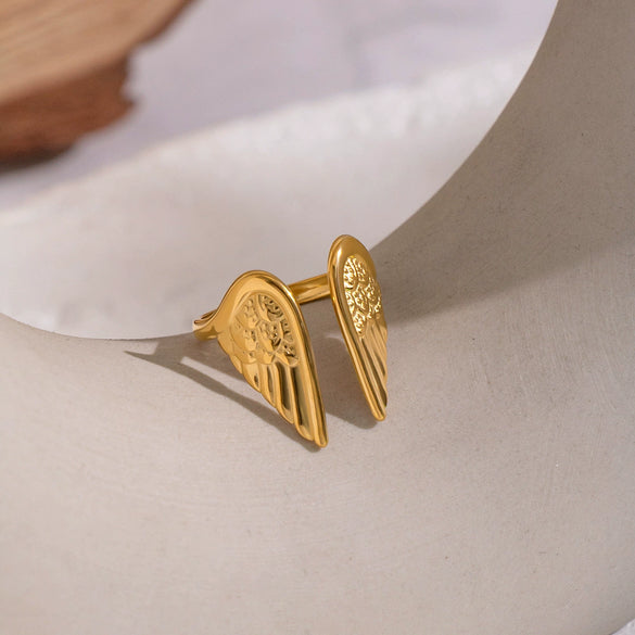 Wholesale Women's Geometric Stainless Steel Angel Wings Open Ring With Pvd Furnace Vacuum Real Gold Plating Hiphop Rock Jewelry