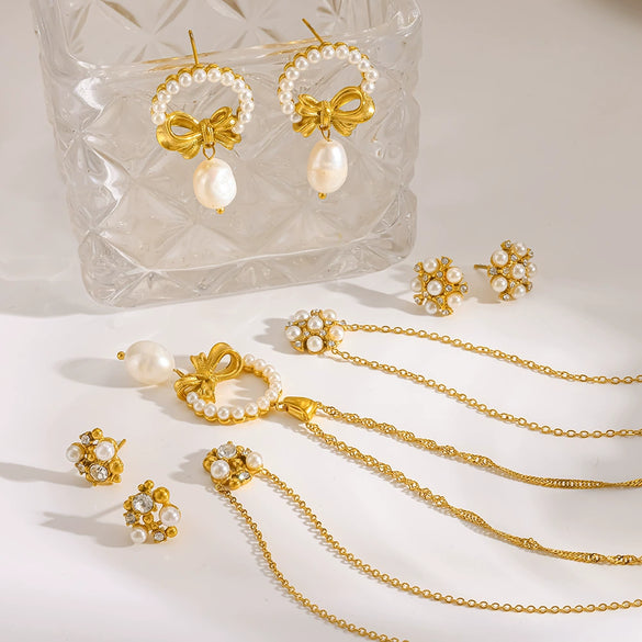 Wholesale Women's Geometric Stainless Steel Bowknot Earrings And Necklaces With Vacuum Real Gold Plating