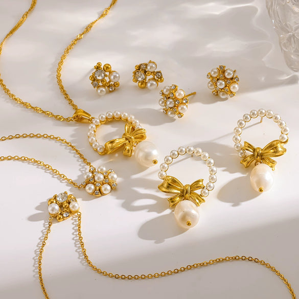 Wholesale Women's Geometric Stainless Steel Bowknot Earrings And Necklaces With Vacuum Real Gold Plating
