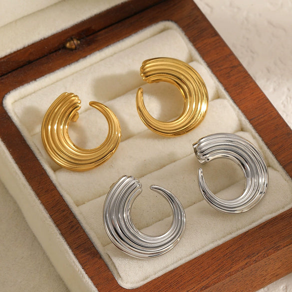 Wholesale Women's Geometric Stainless Steel Earrings With Pvd Furnace Vacuum Real Gold Plating