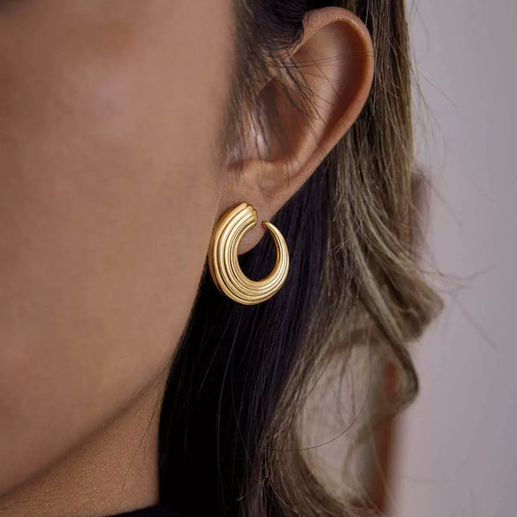 Wholesale Women's Geometric Stainless Steel Earrings With Pvd Furnace Vacuum Real Gold Plating