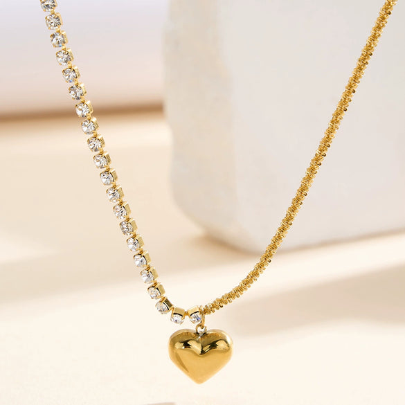 Wholesale Women's Geometric Stainless Steel Electroplated Calendering Chain Single Heart Pendant Necklace