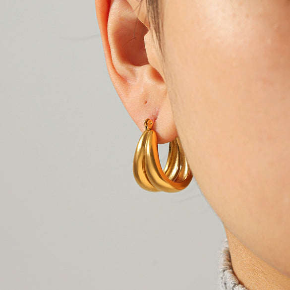 Wholesale Women's Geometric Stainless Steel Electroplated Cast Hollow Ushaped Hoop Earrings