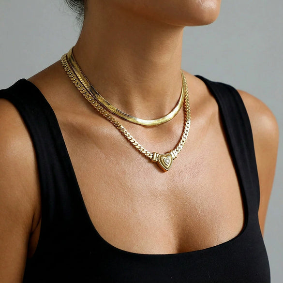 Wholesale Women's Geometric Stainless Steel Electroplated Diamondencrusted Love Necklace