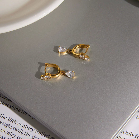 Wholesale Women's Geometric Stainless Steel Electroplated Earrings Light Luxury Highend